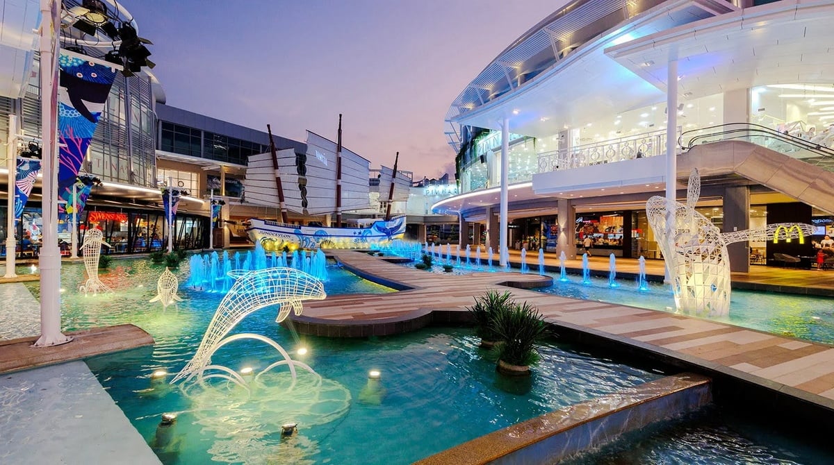 How to get to Jungceylon in Patong