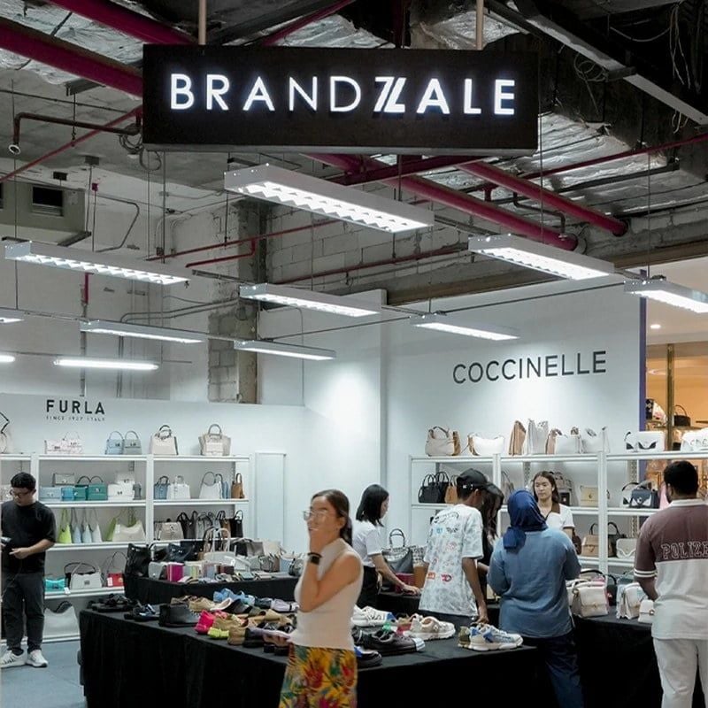 BRANDZALE Phuket Outlet Sale Shops Jungceylon Phuket Shopping Center Patong.jpg BRANDZALE Phuket Outlet Sale Shops Jungceylon Phuket Shopping Center Patong.jpg
